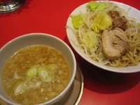 「つけ麺　７８０円（アブラ増し）」@ジャンクガレッジ 北浦和店の写真