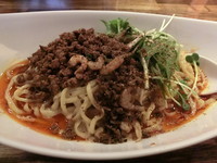 「つゆ無し担々麺（4辣）　800円」@四川担担麺 阿吽 湯島店の写真