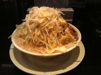 「塩ラーメン（小）　野菜多めにんにく」@らーめん大 五反田店の写真