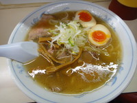 「味玉ラーメン　６１０円」@オーモリラーメン 東本町店の写真