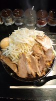 「ラーメン小+肉増し+野菜増し+味玉+アブラなし」@麺屋鬼瓦の写真