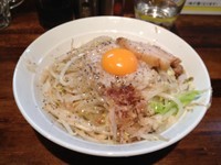 「塩まぜそば（ニンニク・アブラ・チーズ）」@麺処 MAZERUの写真