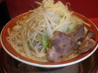 「小ラーメン（６００円）野菜・ニンニク」@ラーメンタロー 大森の陣の写真