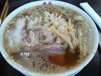 「喜多方背脂ラーメン（中油）　620円」@喜多方ラーメン 来夢 新潟赤道店の写真
