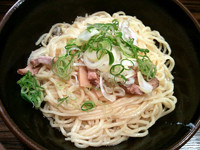 「油そば特盛(690円)」@油そば専門店 ぶらぶら 赤坂店の写真