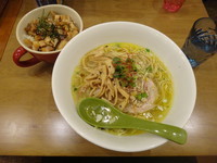 「塩SOBA+オニオンチャーシュー丼(750+250円)」@麺屋 Hulu-luの写真