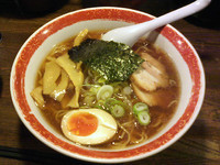 「醤油(600円)+ライス(100円)」@みぞのくち野郎の写真