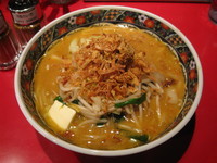 「味噌カレーミルクらーめん：980円」@こだわりの麺屋 六本木らーめんの写真