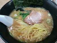 「らーめん（細麺選択）　500円」@らーめん 吟太の写真