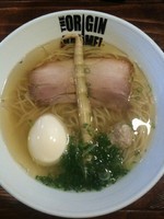 「塩らあめん＋味玉」@らあめん元の写真