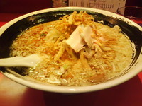 「醤油らーめんこってり（油入り）大盛り　500円」@柴崎亭の写真