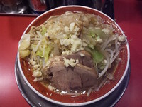 「小ラーメン　野菜増し　脂増し　ﾆﾝﾆｸ【600円】」@ラーメンタロー 大森の陣の写真