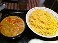 「四川坦々つけ麺 特盛（サービス券利用）」@三ツ矢堂製麺 椎名町店の写真