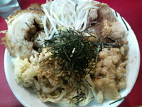 「汁なし小 巻きチャー あぶら にんにく少し」@蓮爾 登戸店の写真