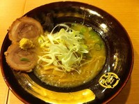 「札幌味噌らーめんセット（北海カニチャーハン）」@初代けいすけ イーアスつくば店の写真