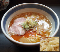 「和風ラー油豚骨￥７５０」@九段 斑鳩の写真