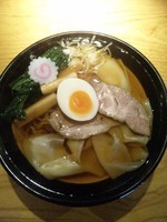 「ワンタンそば」@満天星 DODANの写真