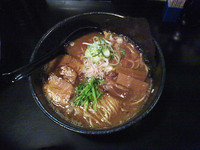 「楓ラーメン(750円)+小ライス(ランチタイムサービス)」@麺や 楓の写真