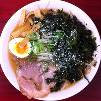 「岩のりとんこつ（2012春メニュー）」@九州大分ラーメン 麺恋亭 中華街店の写真