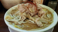 「肉盛りラーメン（味噌）　780円」@魁 肉盛りつけ麺 六代目けいすけの写真