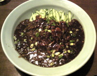 「ジャージャー麺￥700」@晴晴居酒屋の写真