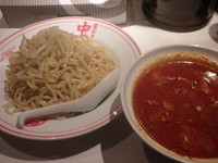 「冷し味噌ラーメン（７７０円）大盛（０円）サービス券使用」@蒙古タンメン中本 品川店の写真