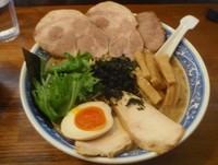 「特製ラーメン（醤油こってり）大盛」@らーめん がんちゃの写真