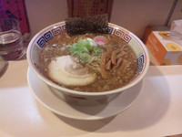 「らーめん＋無料大盛」@ラーメン ヒマワリ 東十条本店の写真