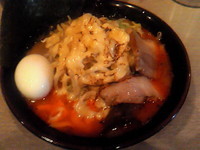 「とうがらしらーめん(裏メニュー)￥700＋チーズ￥100他」@品の一の写真