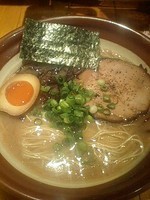 「白長浜　７５０円」@博多長浜らーめん よかとの写真