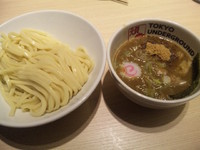 「つけめん （濃厚） M ￥800」@TOKYO UNDER GROUND RAMEN 頑者の写真