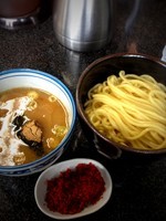 「つけ麺 中盛 あつもり + エビ辛味 890円」@縁者の写真
