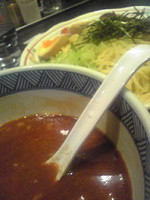 「赤辛つけ麺（大）」@麺家いろは 京都駅ビル店の写真