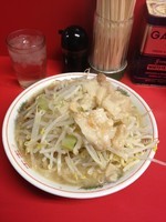 「ラーメン （太麺ヤサイアブラ）」@ラーメン 麺徳 東陽町店の写真