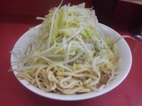 「小ラーメン(ヤサイ・ニンニク) ￥650」@ラーメン二郎 ひばりヶ丘駅前店の写真