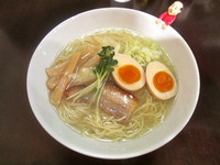 「淡麗鶏だし塩＋味玉」@らーめんなが田の写真