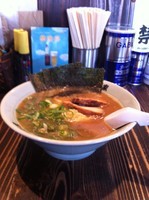 「らーめん　豚骨醤油」@横浜家系元町家の写真