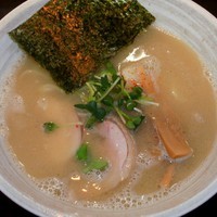 「らーめん（鶏塩味 650円）」@藤丸の写真