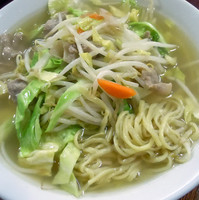 「タンメン　￥８００」@ラーメン中本 新宿店の写真