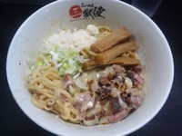 「【3月限定】チーズ油そば(大盛・牛) ￥850」@らーめん三獣使の写真