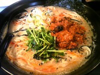 「ピリ辛きのこ肉味噌らーめん＋小ライス」@麺や 楓の写真