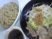 「うま辛そば」@いの一番の写真