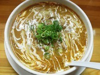 「【夜限定】味噌ラーメン700円＋麺中盛り（200g）」@麺家 しんの写真