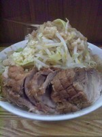 「子豚ラーメン（ヤサイ、ニンニク、アブラ）」@ラーメン二郎 赤羽店の写真