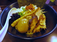 「得鶏油の油そば」@TOKYO 鶏そば TOMOの写真