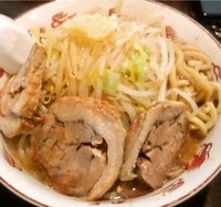 「ともらーめん小豚(野菜普通・ニンニクあり)850円」@麺家 大須賀 台新店の写真