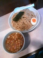 「つけ麺３００円(ｵｰﾌﾟﾝ価格)通常７３０円」@啜処 灰汁美 劇場通り店の写真