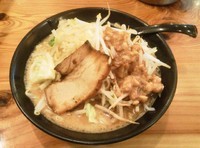 「まるは流 濃厚G朗麺」@三代目麺処 「まるは」極 船橋店の写真