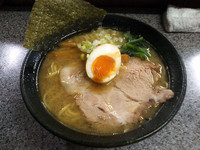 「和風豚骨プレミアムバージョン(750円)」@丸新らぁめんの写真