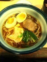 「しょうゆらーめん（味玉トッピング）」@らーめん奏の写真